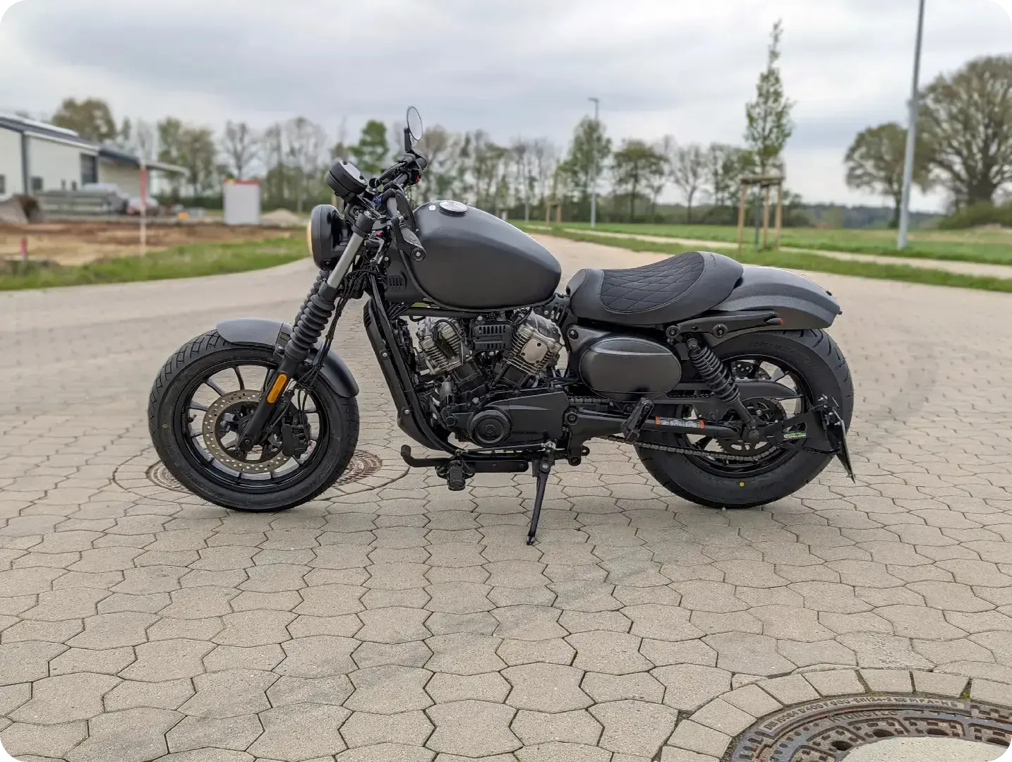 Hyosung GV125 EVO BigTire Dragbar Umbau – Seitenansicht
